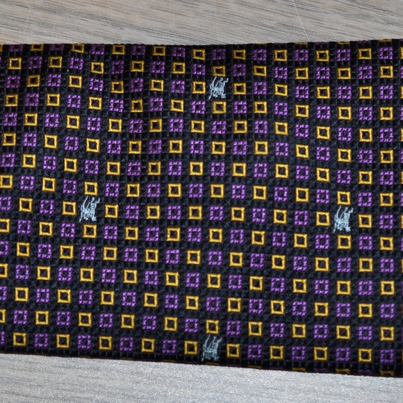 BURBERRY LONDON tie 100% Silk Square dots Woven in Italy Designer - Picture 2 of 4